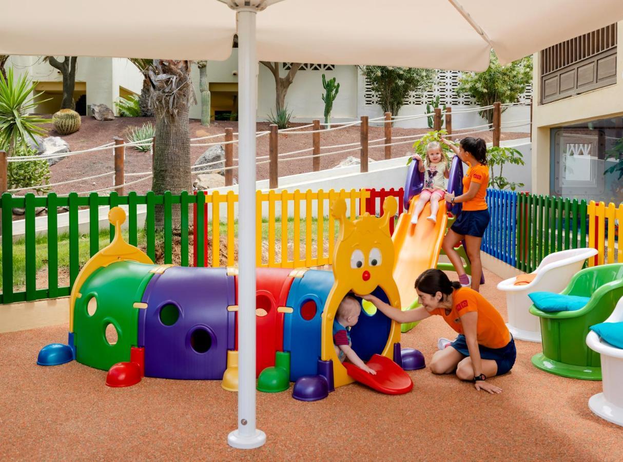 H10 Rubicón Palace Playa Blanca  Quarto foto Playground